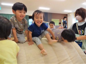 g雨の日ホール (7)