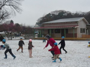 2023　2月10日　雪遊び（年長中心）